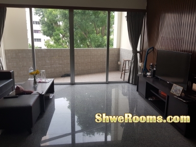 Immediate moving in!!!One female to share Big Master room near Bishan MRT(3mins walk)