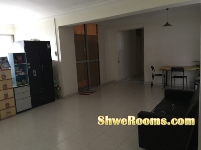 common room with air con(1pax $550 or 2pax $730) or short term