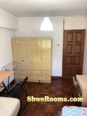 Common Room with AC for couple or Males @ Near Bukit Batok MRT