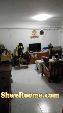 Common room with aircon for rent S$550 per month include with pub