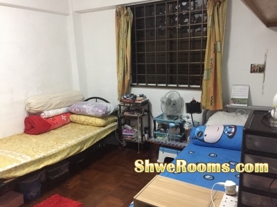 One Male available common room with air con @Toa Payoh (Beside Mrt)