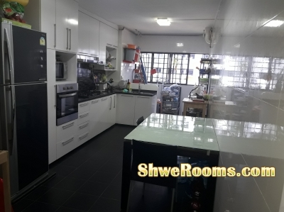 Fully furnished common room for rent/Couple or 2 Ladies SGD450 per person