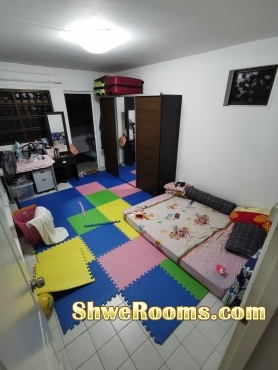 Male Roomate for BIG MASTER ROOM @ TAMPINES EAST MRT $ 475