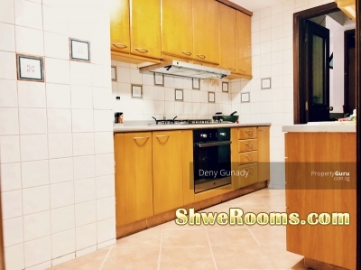 Female Room Mate,Master Bedroom @ Condo