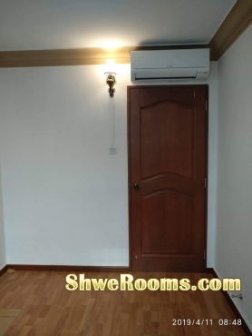 Common room to rent at 5 minutes walking distance from Sembawang MRT