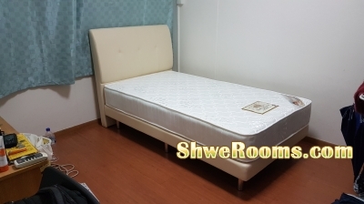 1 Whole Room(common room) for 1 Person (SGD 560) @ Jurong West