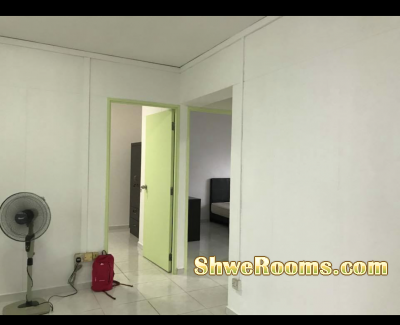 One AC Common Room for one person to rent near Boonlay MRT
