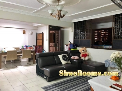 1 lady roommate to share Master Bedroom with another 1 lady@ Simei, long term/Short term