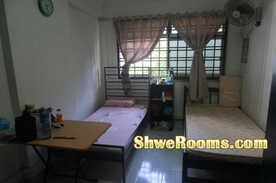 Looking for one female roommate to share a big common room near lakeside mrt