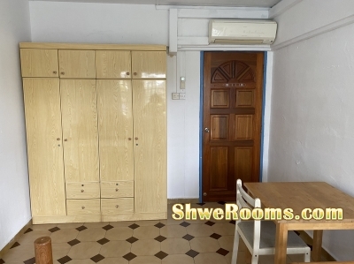 whampoa/topayoh area sharing HDB big common room for rent, long trem for female