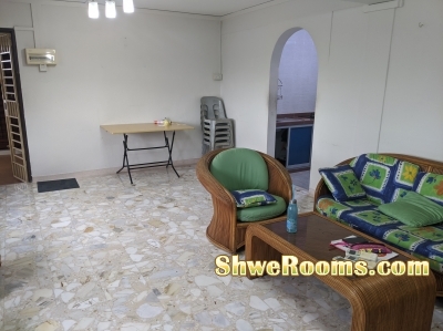 2 common rooms near Buona vista mrt