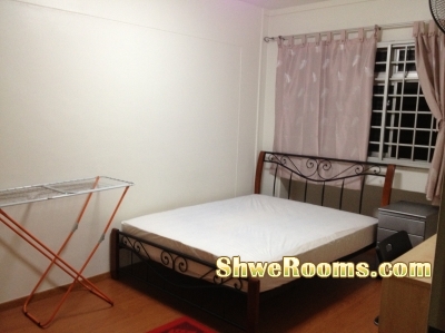 "NO MORE ROOM"Jurong West: $580 @ Common room for 1 person(1 whole room)