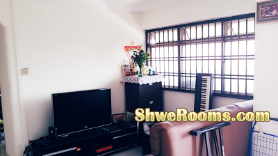 ***5 mins from Admiralty MRT*** Common Rooms to rent! Ladies Only