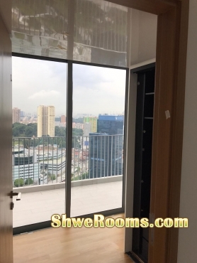 One male sharing Condo Room at Spottiswoode Suites