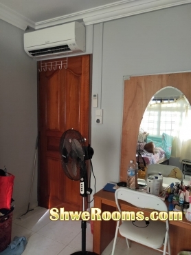 common room With Air Con FOR RENT 3 MINS TO YEW TEE MRT