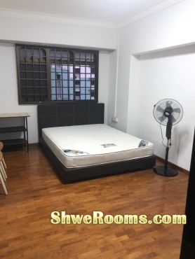 a HDB common room to rent at sembawang