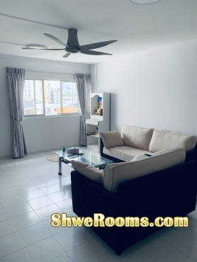 Ang Mo Kio Ave 3 - Common Room for One or Two person