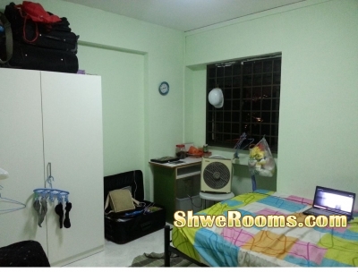 ðŸ˜ Big Aircon Room for rent at Hougang MRT station