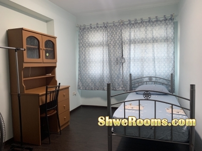 Newly renovated common room for rent @ Sembawang, Canberra