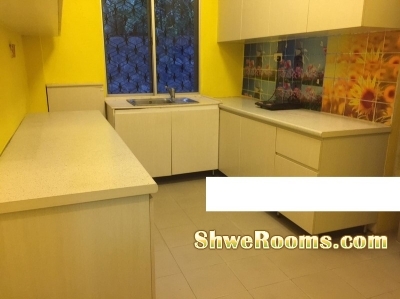 Master room  @ Parsir Panjang Court