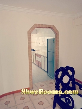 Common Room - (6min) Dakota/Mountbatten MRT - Male Only