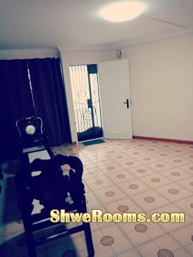 Common Room - (6min) Dakota/Mountbatten MRT - Male Only