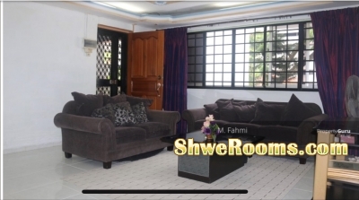 Spacious common bedroom for 1 Lady