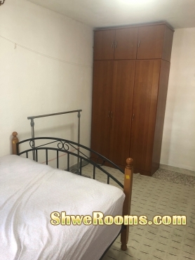 Spacious common bedroom for 1 Lady