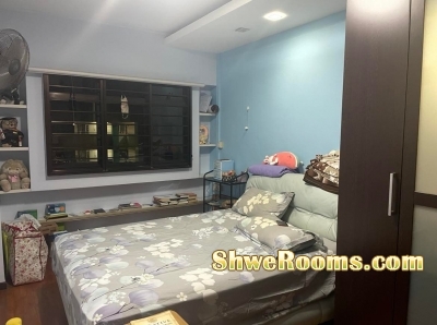 HDB Big Master bedroom for Couple long term stay at Sembawang