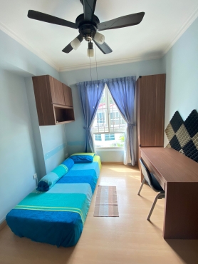 Condo - Common Rm for rent