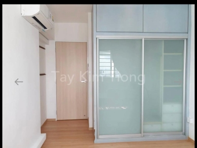 Bukit Batok Central: Common room for 2 females (long term/short term)