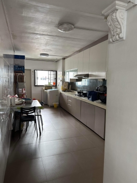 Available 1 lady rommate $650/pax inclusive