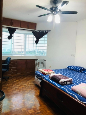 Master Bedroom near Jurong East MRT- Both Short term and long term available