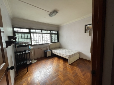 Aircon Common room near Admiralty MRT