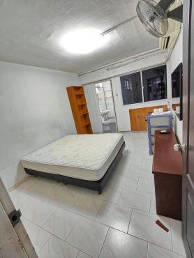 Unlimited Aircon+TV Master room& common shared room@Bukit Gobak
