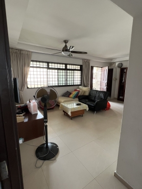 Common room available Opposite to Sengkeng mrt