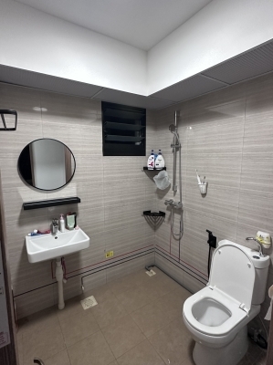 Masterbed room short term rental
