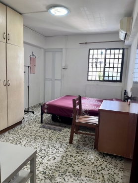 Master bed room @ Bedok/Bedok North (Short Term only)