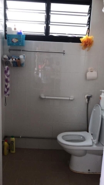 Available for One Male Roomate to Share Common Room