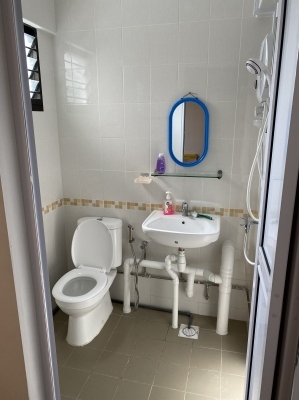 One common room to rent @ jurong east mrt
