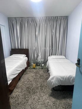 Short term Common room for ladies at Redhill Mrt