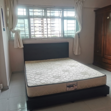 SHORT/LONG TERM HDB Room rent at Bedok 