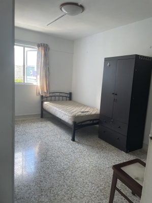 Common room for rent at Bedok
