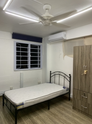 Nice room for 1 lady roommate at Commonwealth 