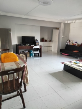 Blk 784, Master bed room or common room  With Air Con FOR RENT 4 MINS TO YEW TEE MRT