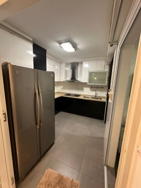 Looking for one male roommate (common room ) @ Boonlay Mrt