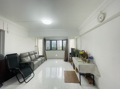 Master Bed Room Near Boonlay MRT 