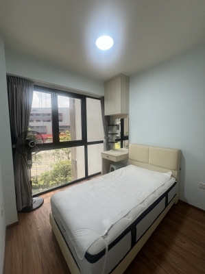 Condo Common room with Aircon $980