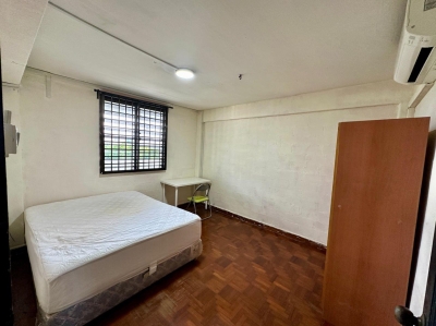 Tiong Bahru - HDB Aircon Common Room for Rent: Female 1 person