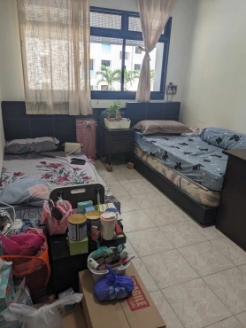 *** Looking for one lady room mate (Big Common Room) for Long Term ***